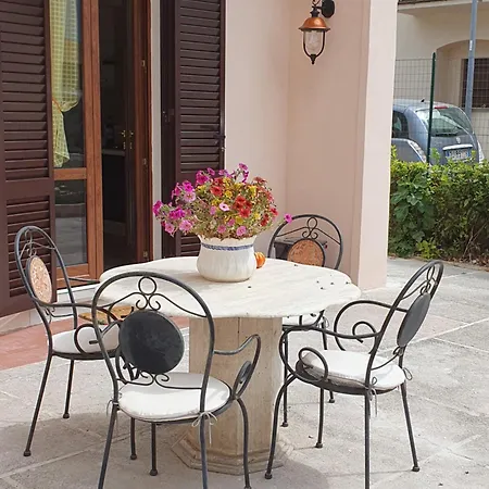 La Casa Senza Tempo Apartment *