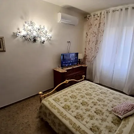 La Casa Senza Tempo Apartment *